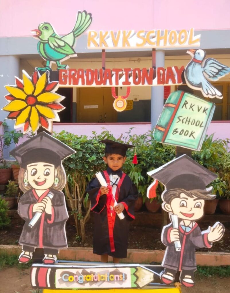 Graduation 2025 PreKg (7)