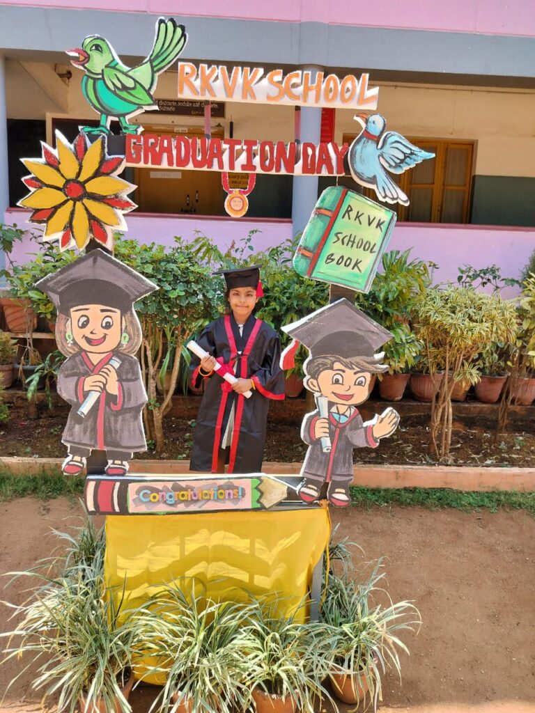 Graduation 2025 UKG (14)