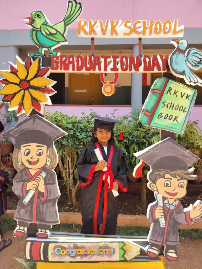 Graduation 2025 UKG (16)