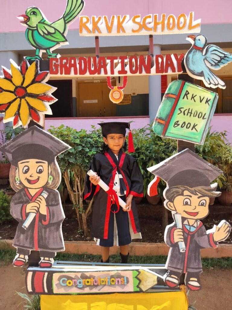 Graduation 2025 UKG (18)