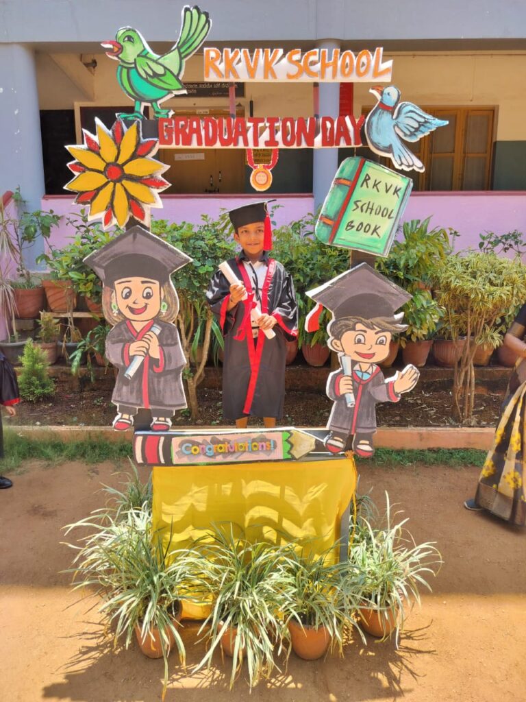 Graduation 2025 UKG (4)