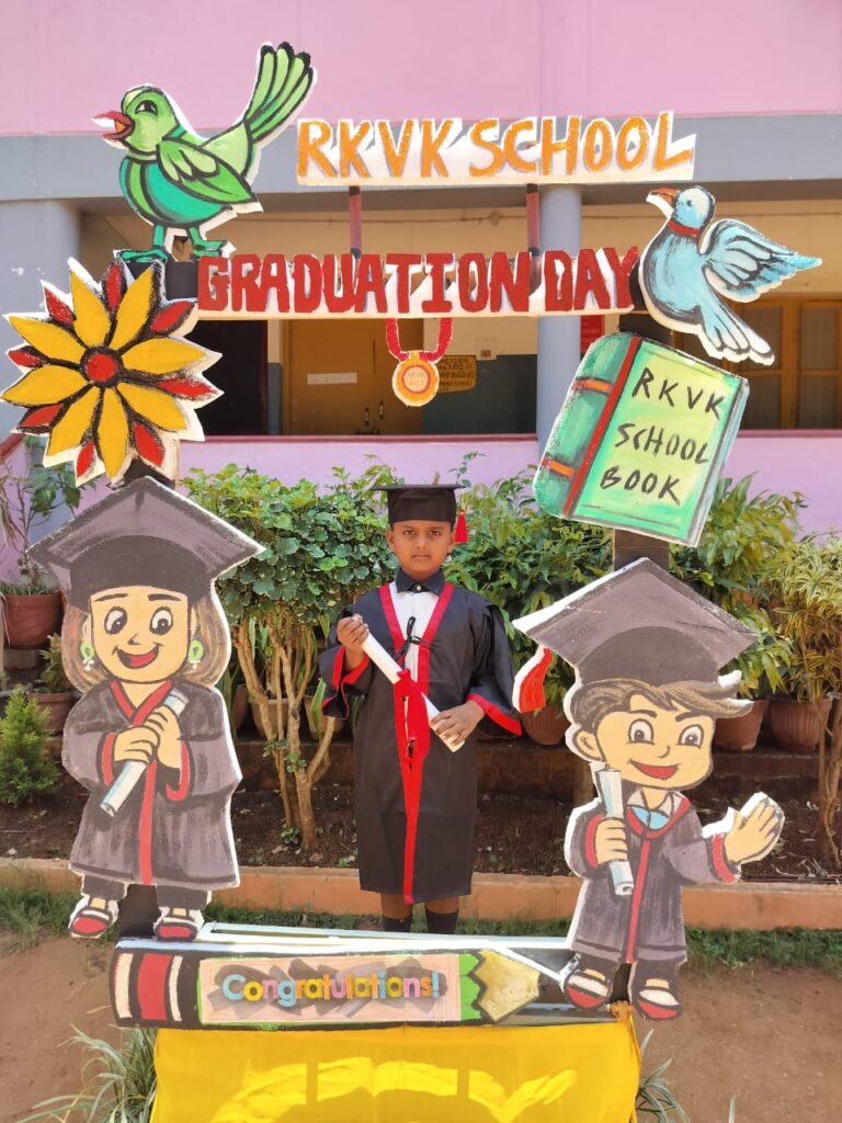 Graduation 2025 UKG (6)