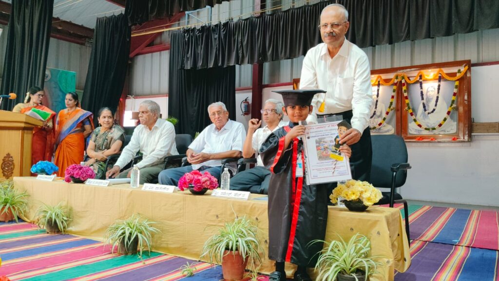 Graduation Day Pics 2025-26 (32)