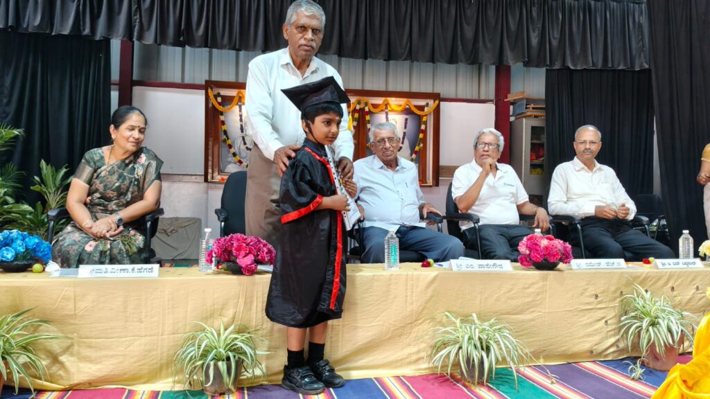 Graduation Day Pics 2025-26 (36)