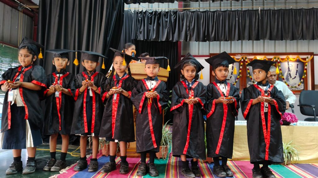 Graduation Day Pics 2025-26 (75)