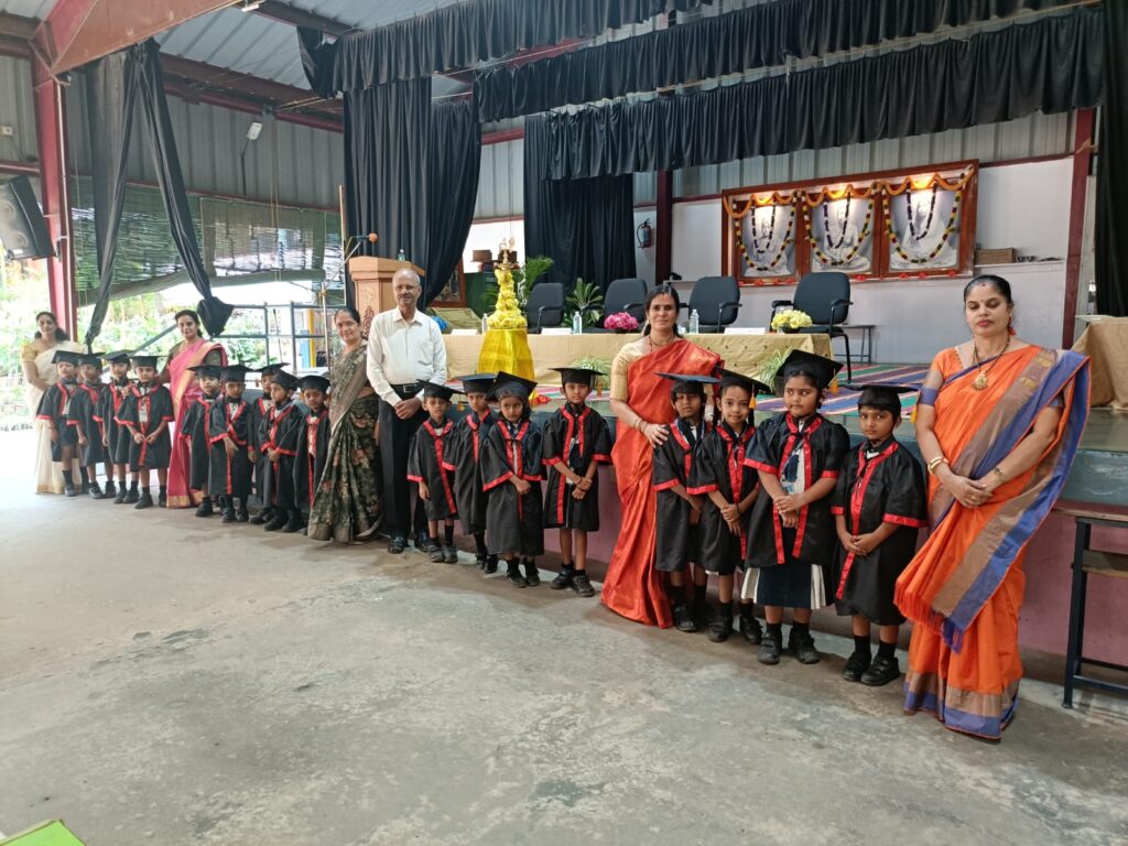 Graduation Day Pics 2025-26 (77)