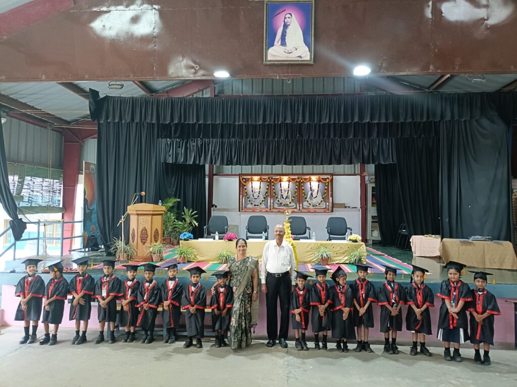 Graduation Day Pics 2025-26 (80)
