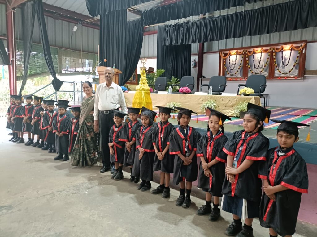 Graduation Day Pics 2025-26 (89)