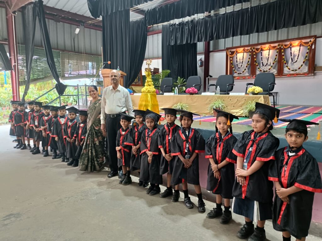 Graduation Day Pics 2025-26 (91)