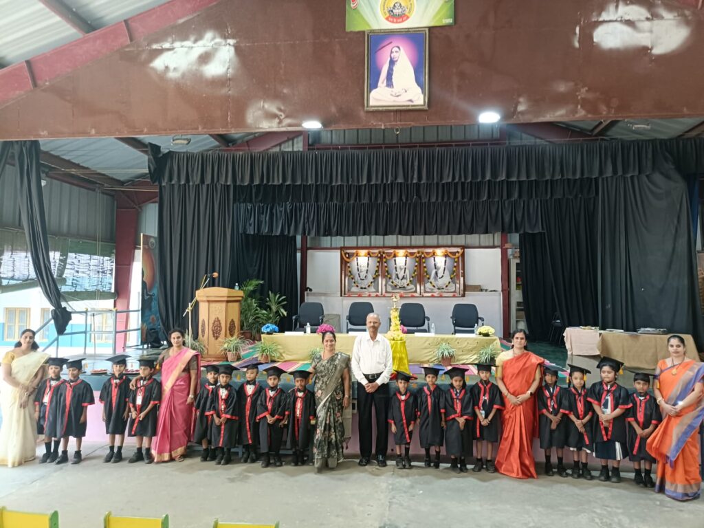 Graduation Day Pics 2025-26 (95)